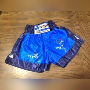 ⭐️ SOLD ⭐️ Kid Children's Muay Thai Boxing Shorts, size 4-5y